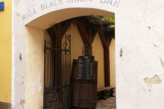 mustaa magiaa riigassa